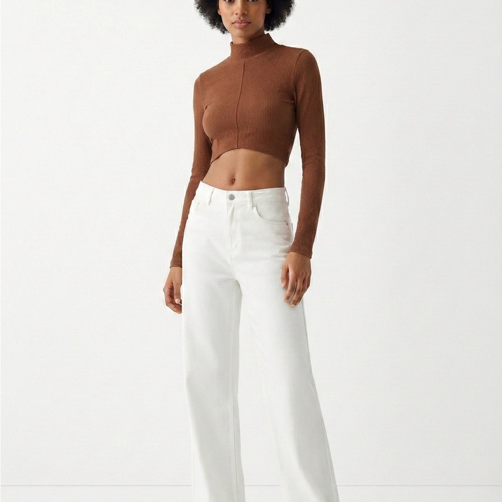 🤎 Bershka Chocolate Brown Mock Neck Long Sleeve Baby Tee Crop Top Size‎ M